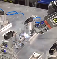 激光麻豆传媒视频在线观看器人工作站