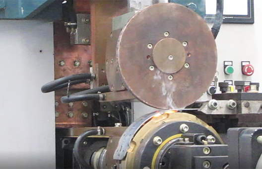 中频逆变缝麻豆传媒视频在线观看