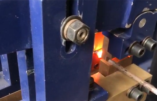 钢筋对麻豆传媒视频在线观看