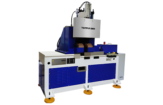 大功率铜棒闪光对麻豆传媒视频在线观看